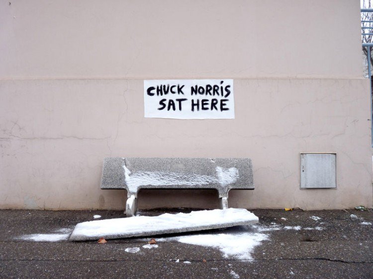 street_art_mars_34_oakoak