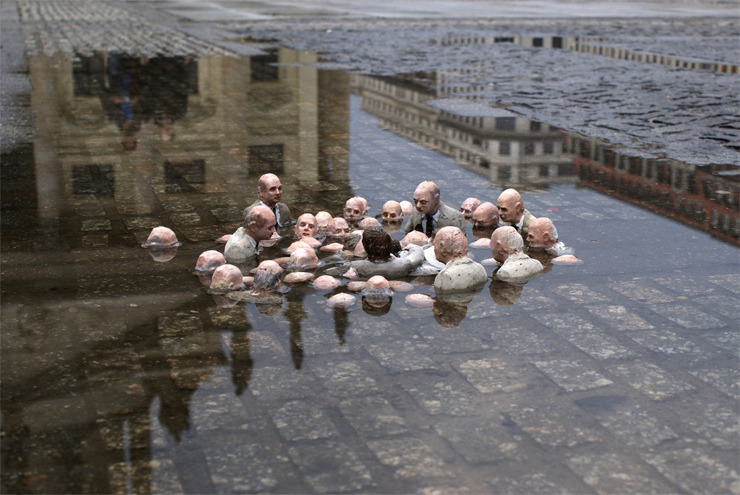 street_art_10_Isaac_Cordal
