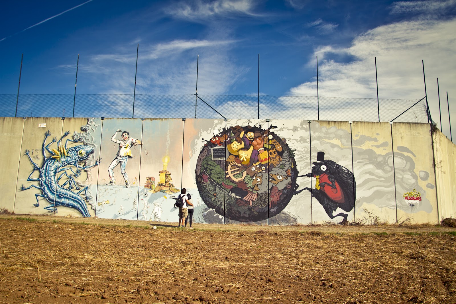 Street Art by NAS and DEL at DESORDES CREATIVAS 2012 1