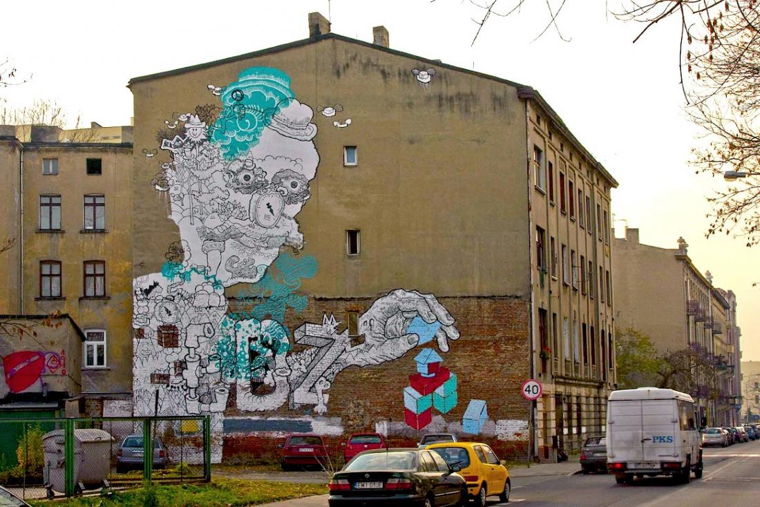 7 Galeria Urban Art Forms in Lodz, Poland. By Gregor